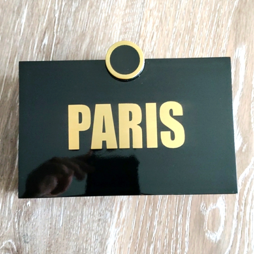 Boutique Paris Box Bag